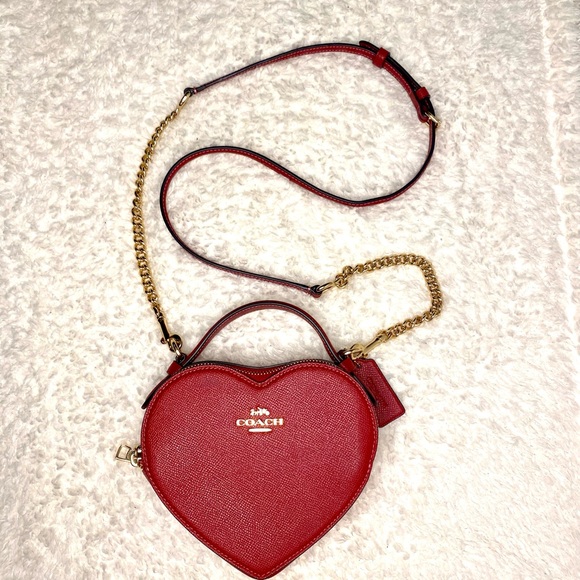 SOLD ❤️ RARE Coach Heart Purse - Red ❤️ - Picture 6 of 6
